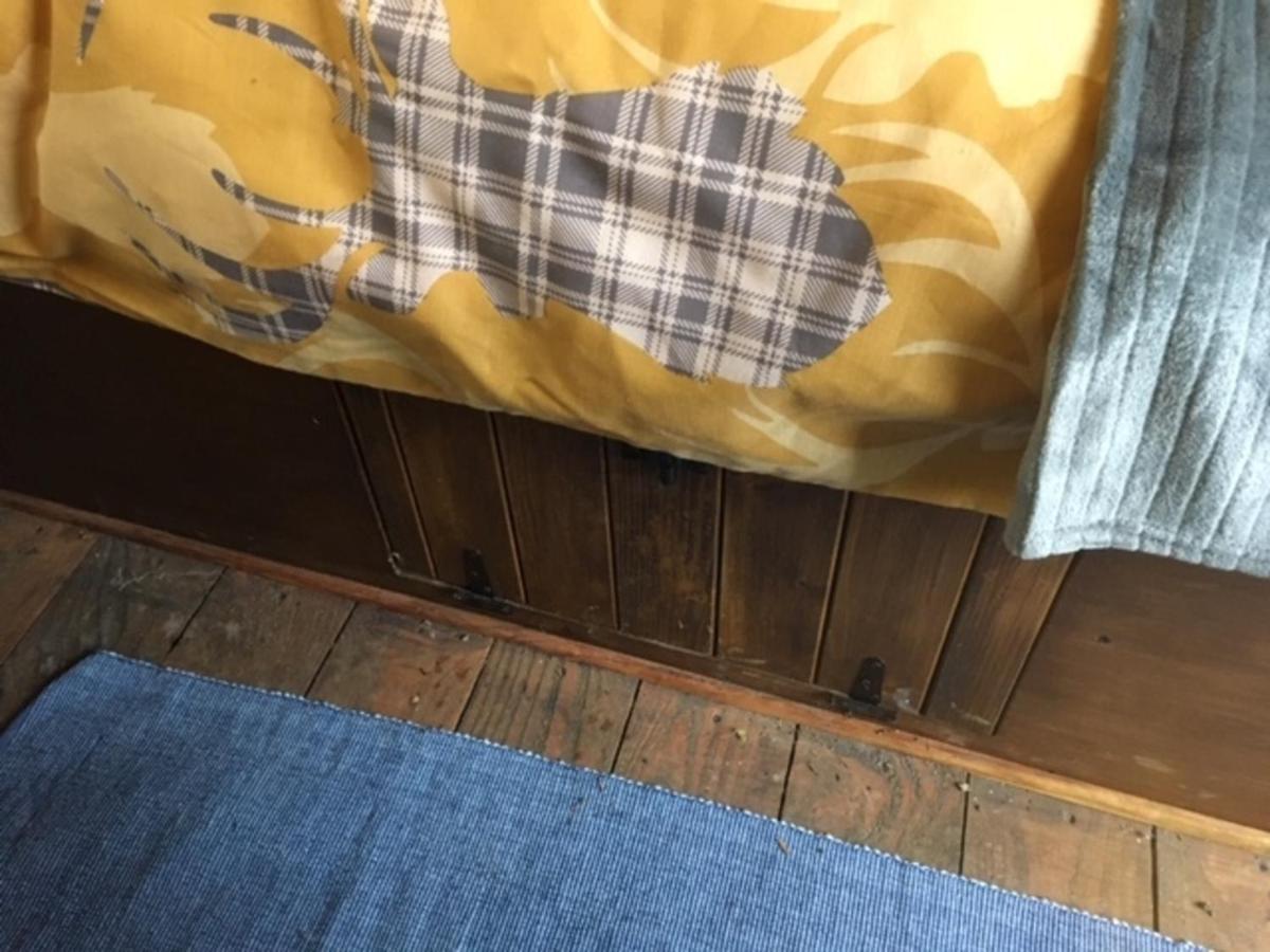 Charming 2-Bed Cabin In Domfront-En-Poiraie Perrou 外观 照片