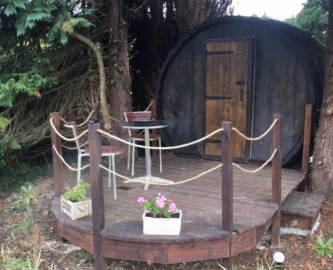Charming 2-Bed Cabin In Domfront-En-Poiraie Perrou 外观 照片