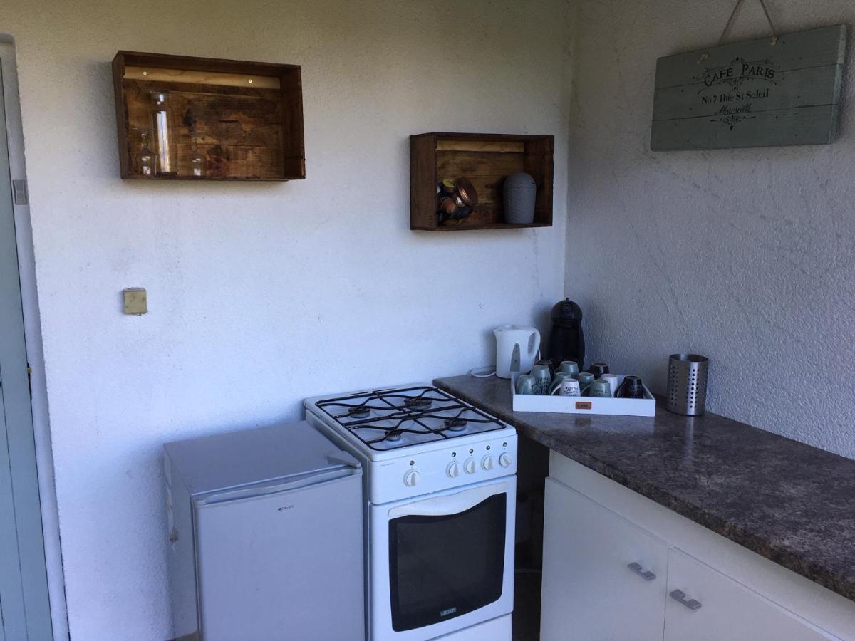 Charming 2-Bed Cabin In Domfront-En-Poiraie Perrou 外观 照片